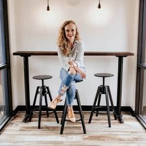 Meet your Posher, Kaitlin